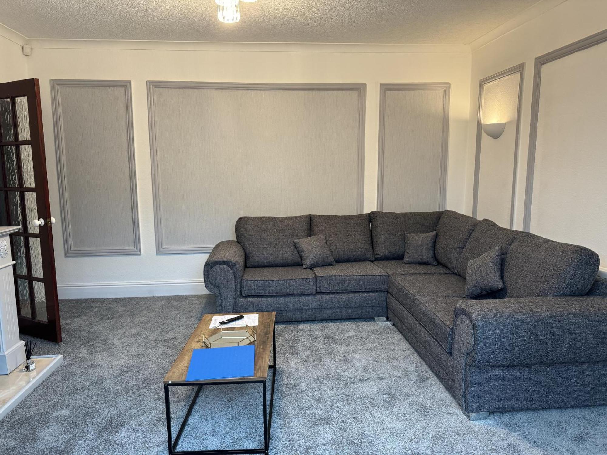 Huge 9 Bed Property Sleeps 17, Near Nec, City Centre, Hs2 เบอร์มิงแฮม ภายนอก รูปภาพ