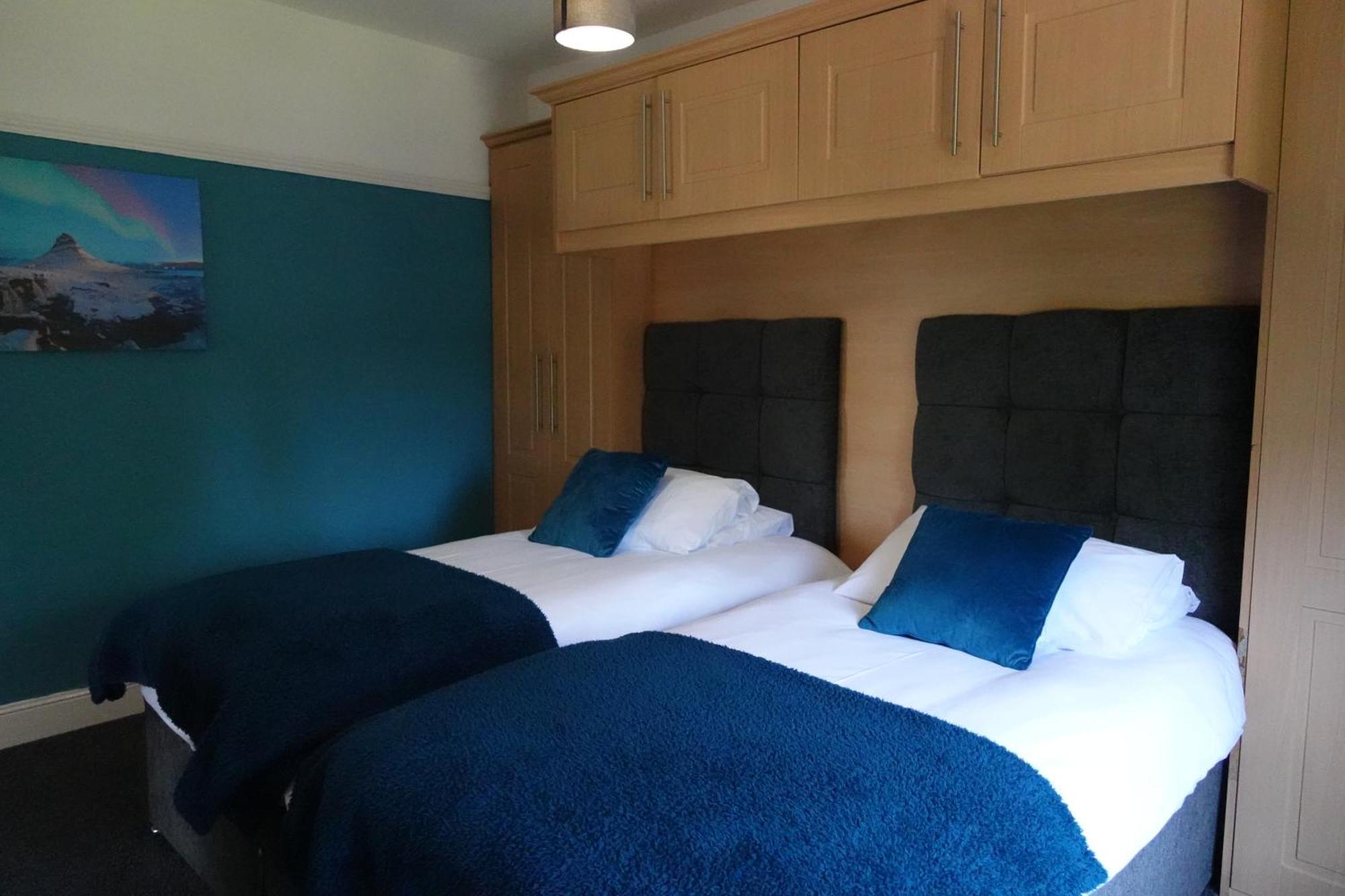 Huge 9 Bed Property Sleeps 17, Near Nec, City Centre, Hs2 เบอร์มิงแฮม ภายนอก รูปภาพ