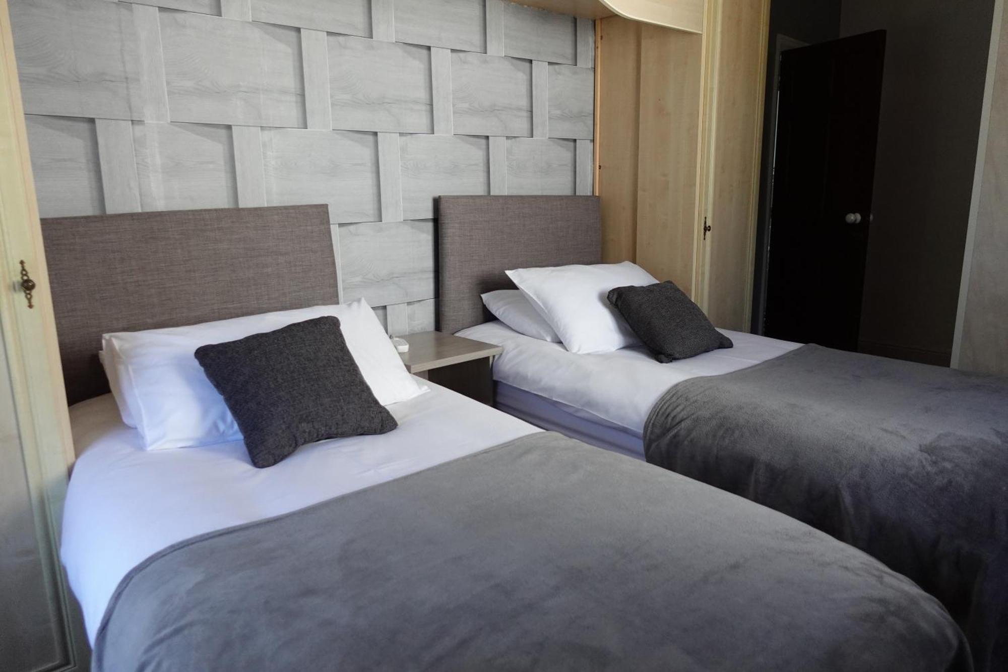 Huge 9 Bed Property Sleeps 17, Near Nec, City Centre, Hs2 เบอร์มิงแฮม ภายนอก รูปภาพ